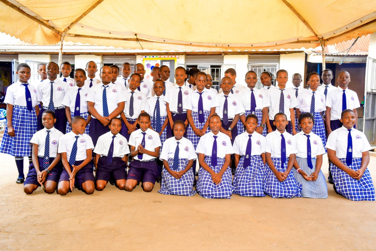 Primary class group photo